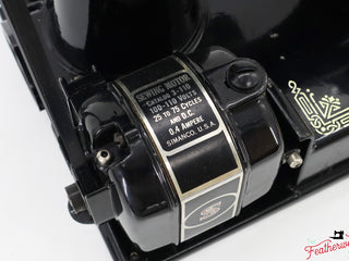 Load image into Gallery viewer, Singer Featherweight 221 Sewing Machine, &quot;First-Run&quot; 1933 AD5505**