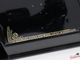 Load image into Gallery viewer, Singer Featherweight 221 Sewing Machine, &quot;First-Run&quot; 1933 AD5505**