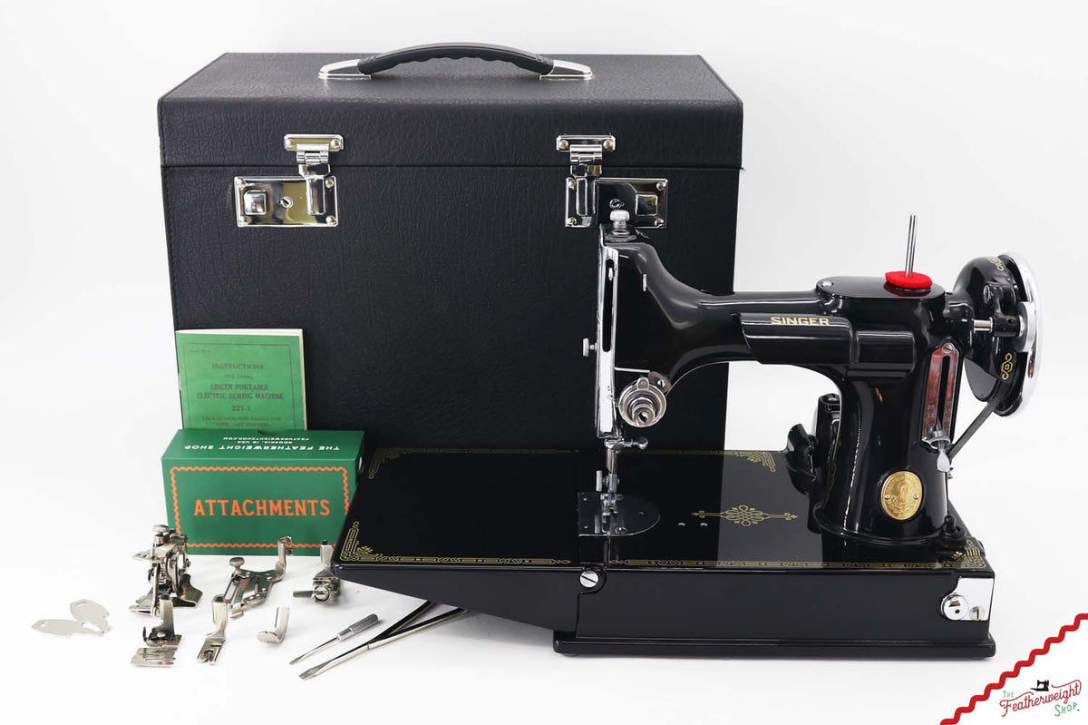 Singer Featherweight 221, "First-Run" 1933 AD54544* - Fully Restored in Gloss Black