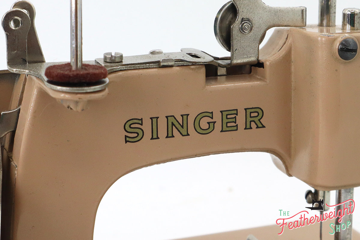 Singer Sewhandy Model 20, Beige - May 2024 Faire