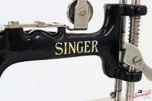 Singer Sewhandy Model 20, Black - December 2023 Faire