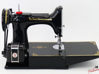 Load image into Gallery viewer, Singer Featherweight 221K Sewing Machine, Centennial: EG078***