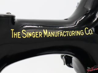 Load image into Gallery viewer, Singer Featherweight 221K Sewing Machine, Centennial: EG078***