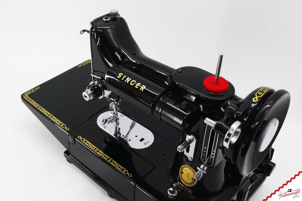 Singer Featherweight 222K Sewing Machine - EK3206**, 1955