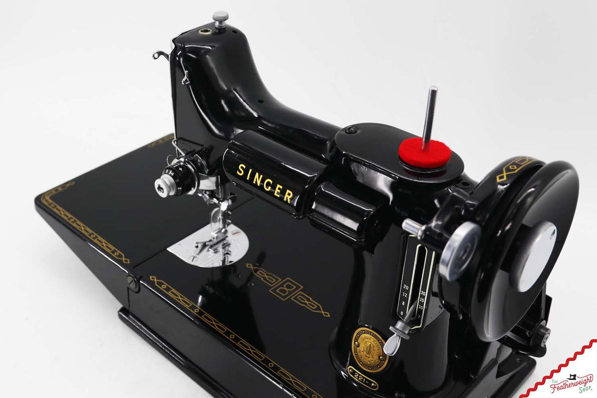 Singer Featherweight 221 Sewing Machine, AM166*** - 1955