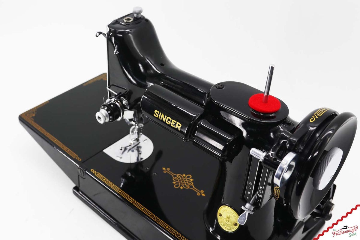 Singer Featherweight 221 Sewing Machine, AH131*** - 1947