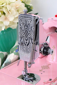 Singer Featherweight 221, AF481*** - Fully Restored in Pink Frosting