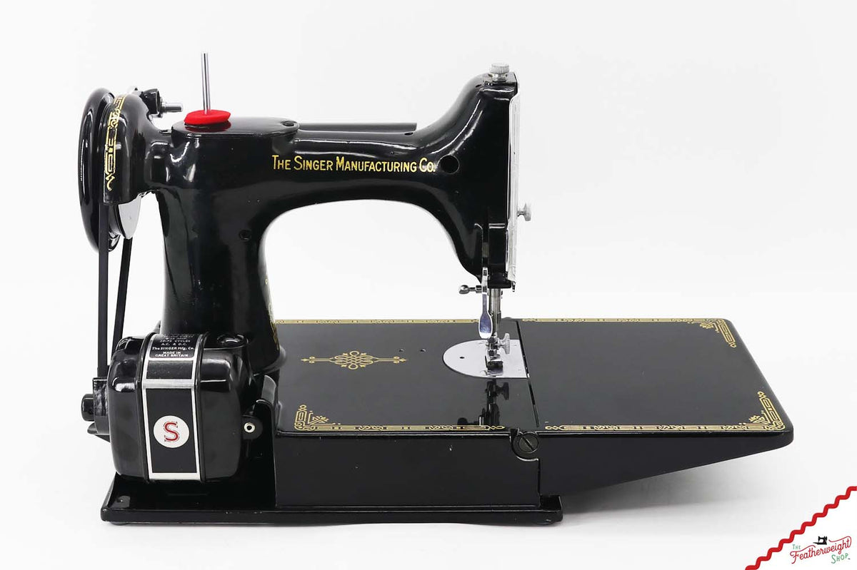 Featherweight 221K Sewing Machine, EG347*** - 1951