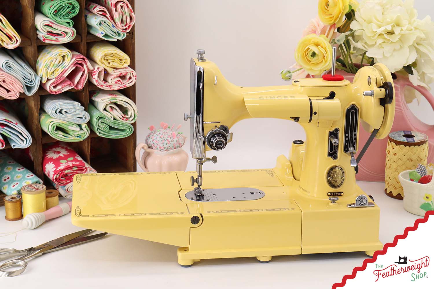 Singer Featherweight 222K - EM6041** - Fully Restored in Happy Yellow