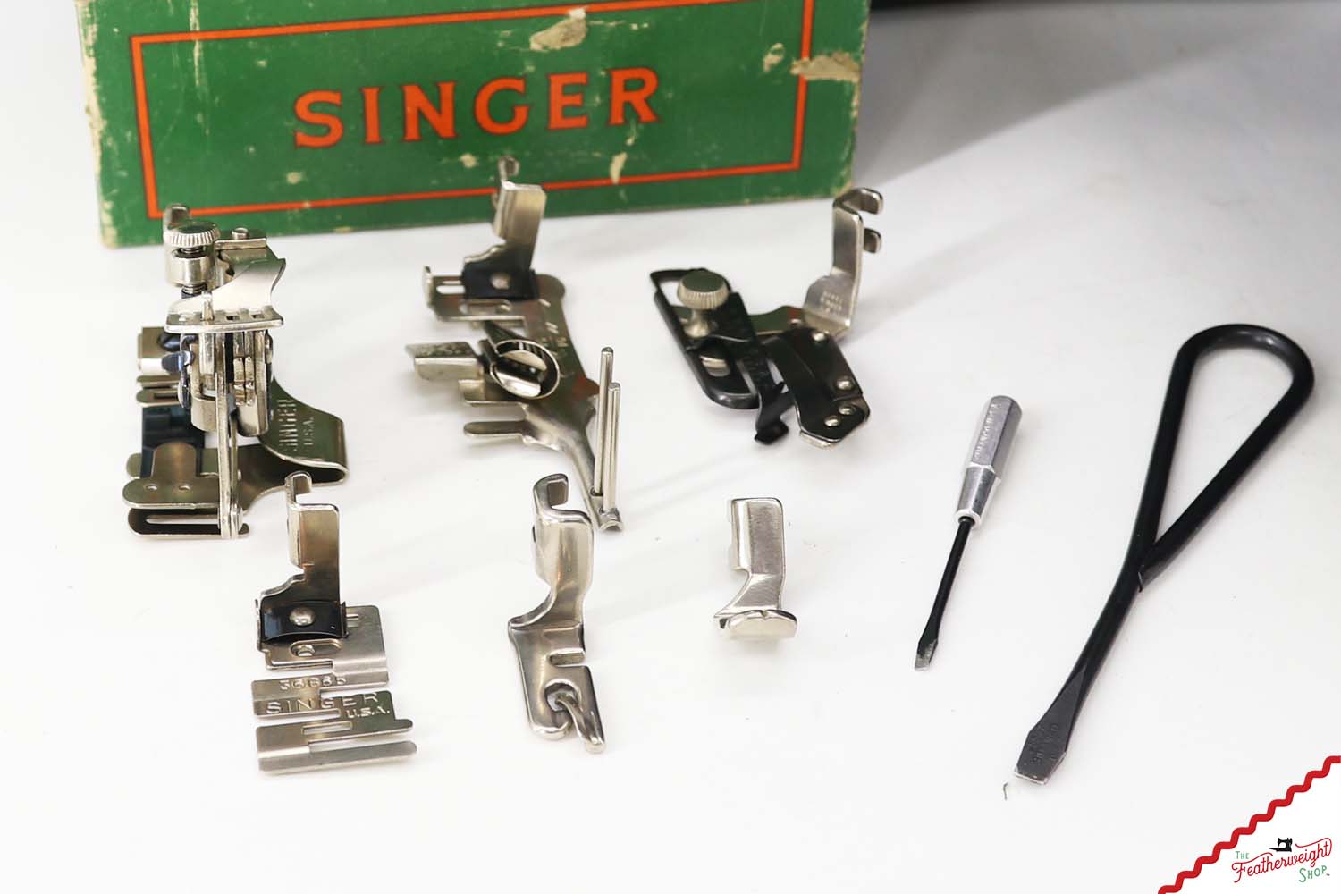 Singer Featherweight 221 Sewing Machine, AL421** - 1953