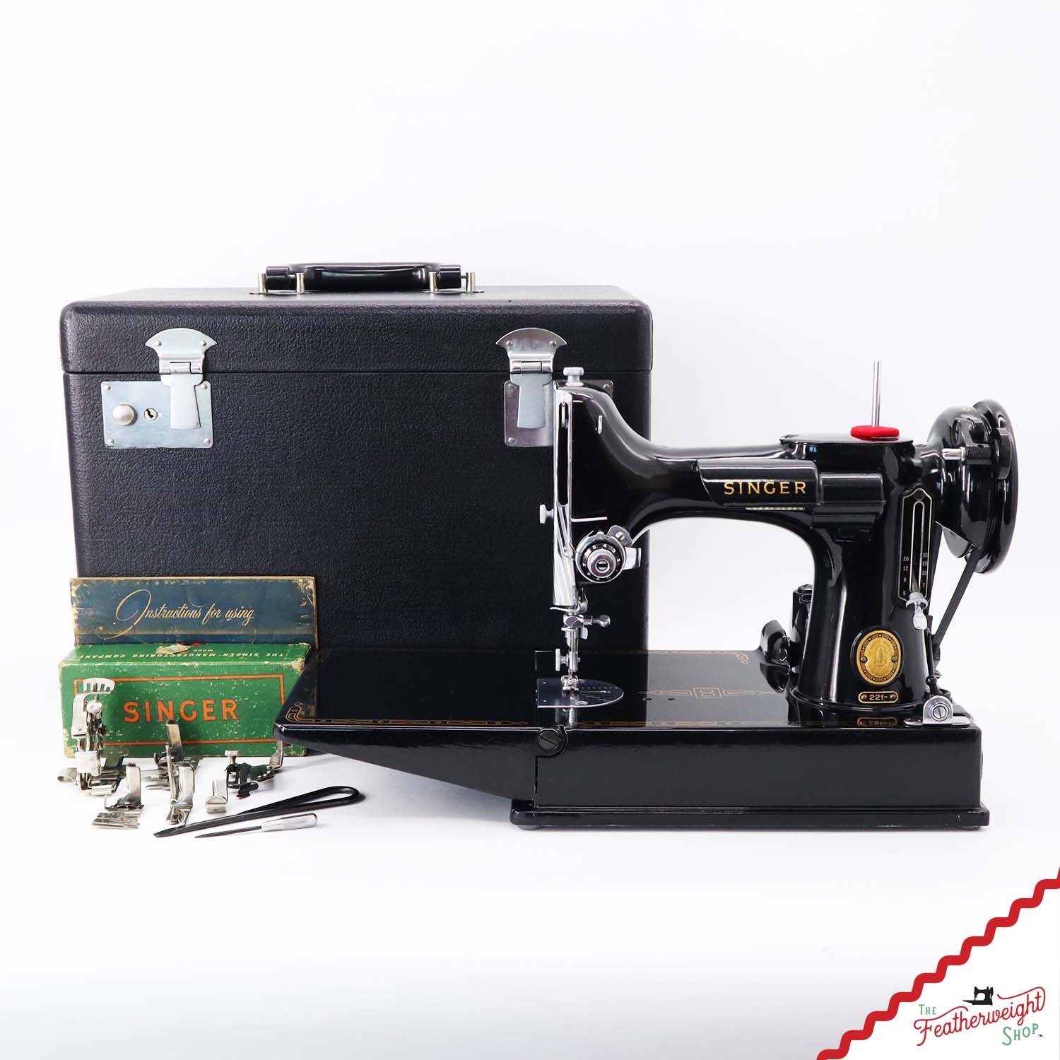Singer Featherweight 221 Sewing Machine, AM659*** - 1957