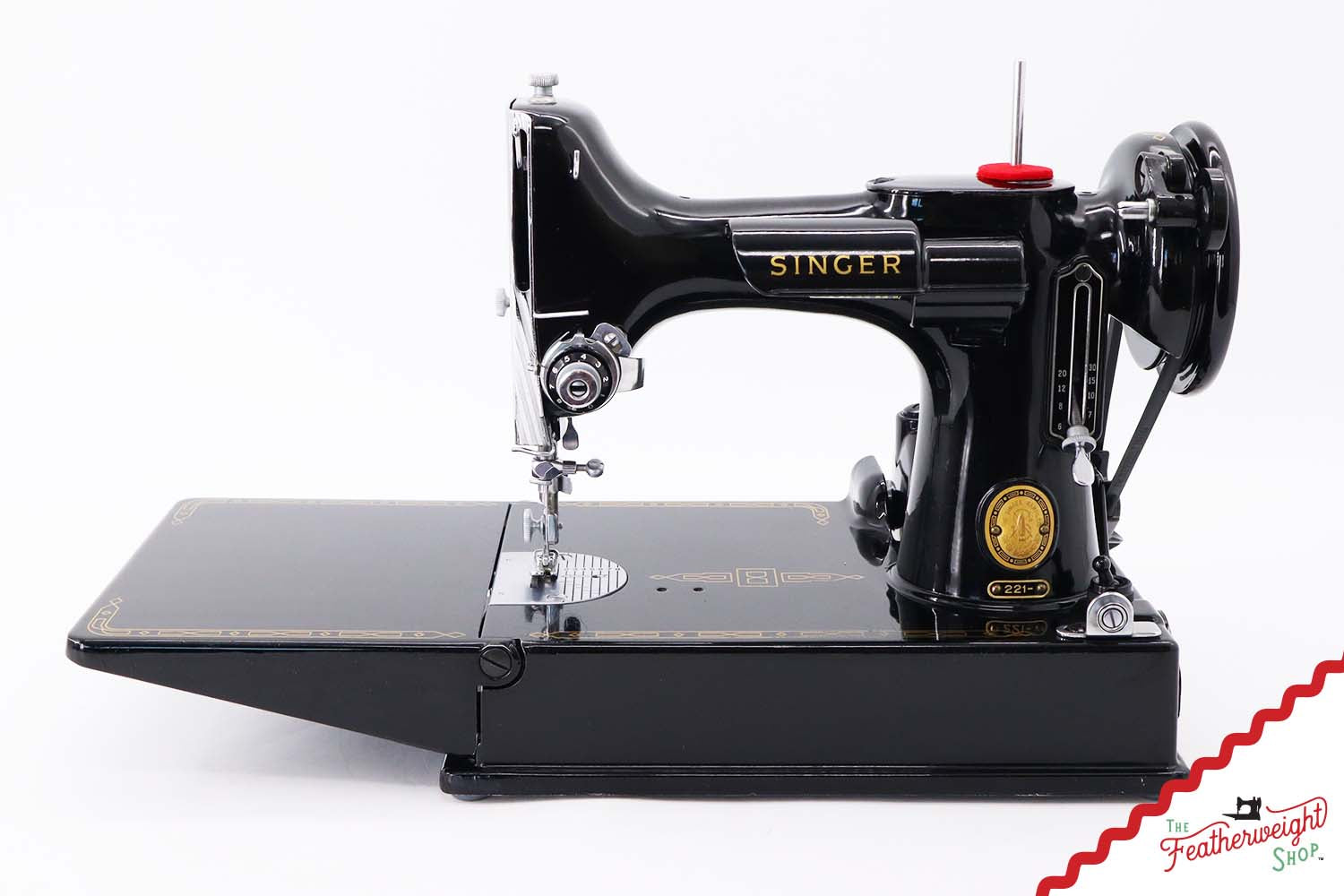 Singer Featherweight 221 Sewing Machine, AM659*** - 1957
