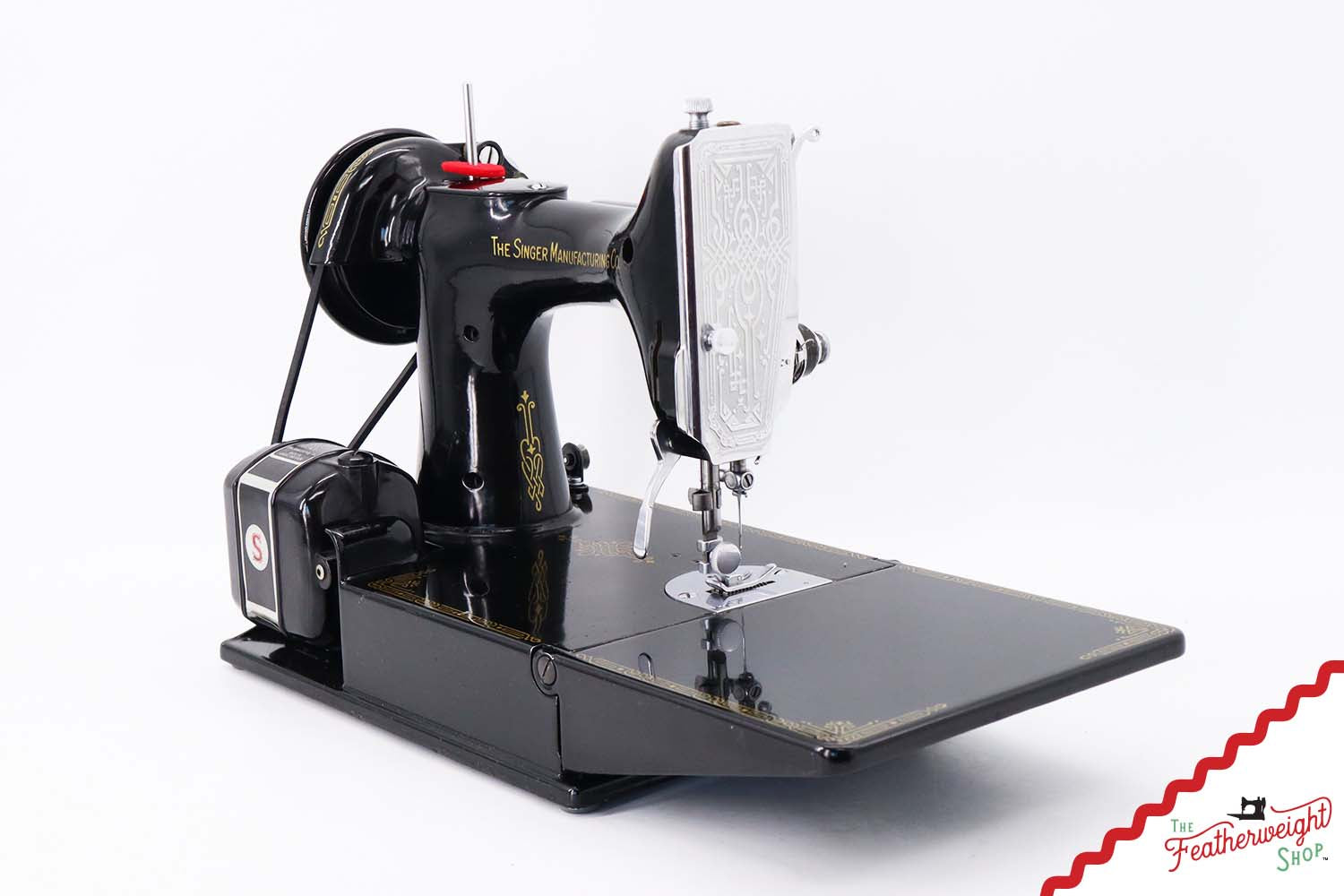 Featherweight 221K Sewing Machine, EE4529** - 1947