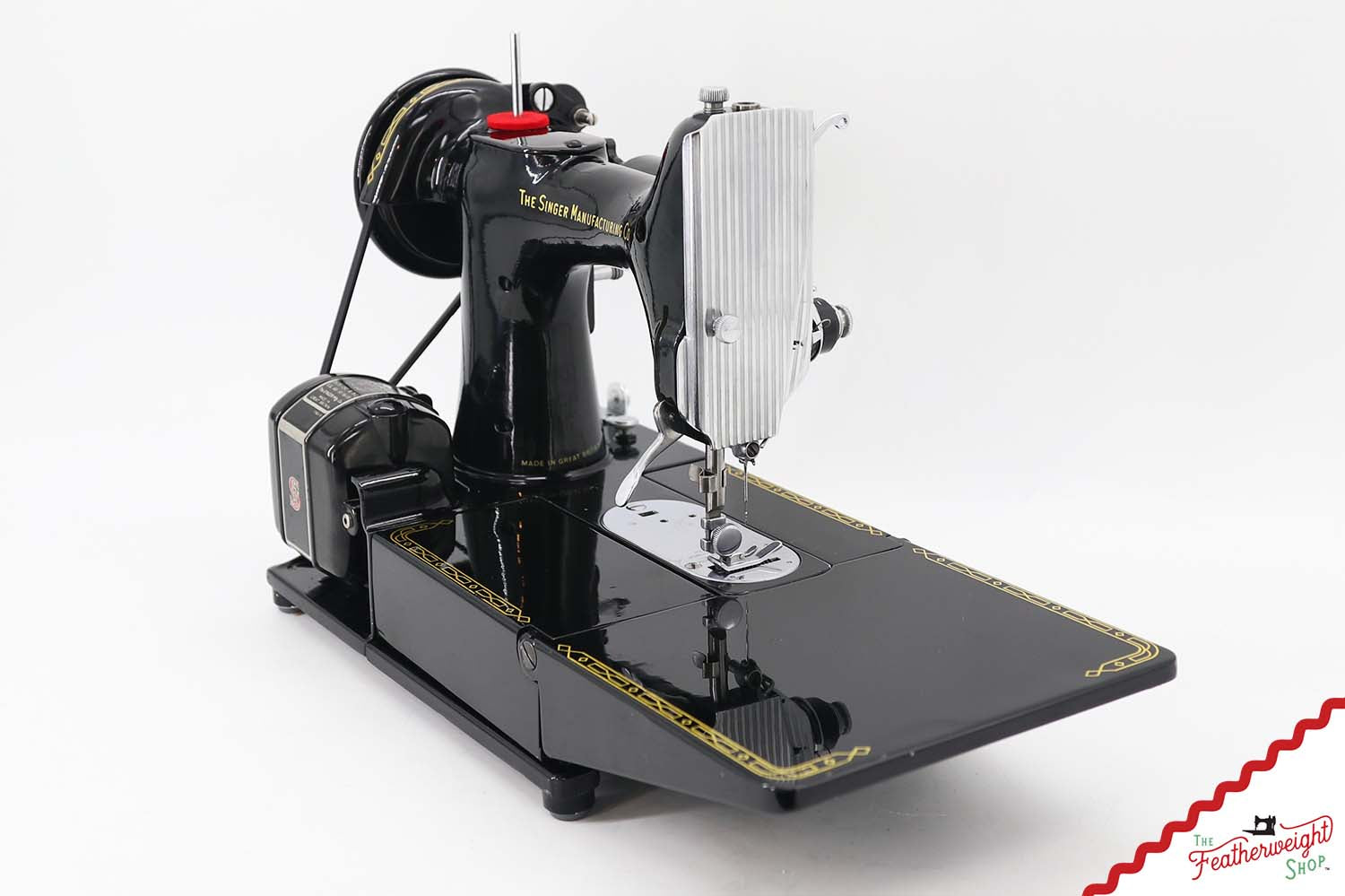 Singer Featherweight 222K Sewing Machine - EM9590**, 1957