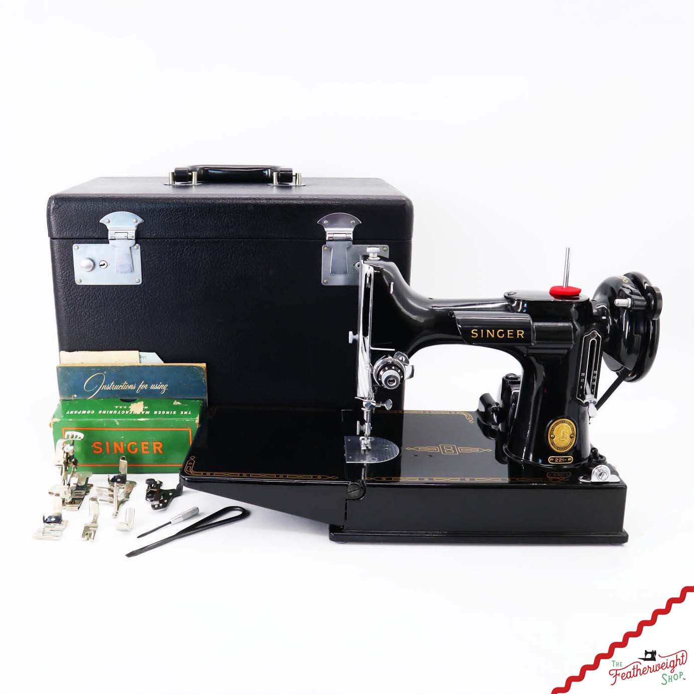 Singer Featherweight 221 Sewing Machine, AM674*** - 1957