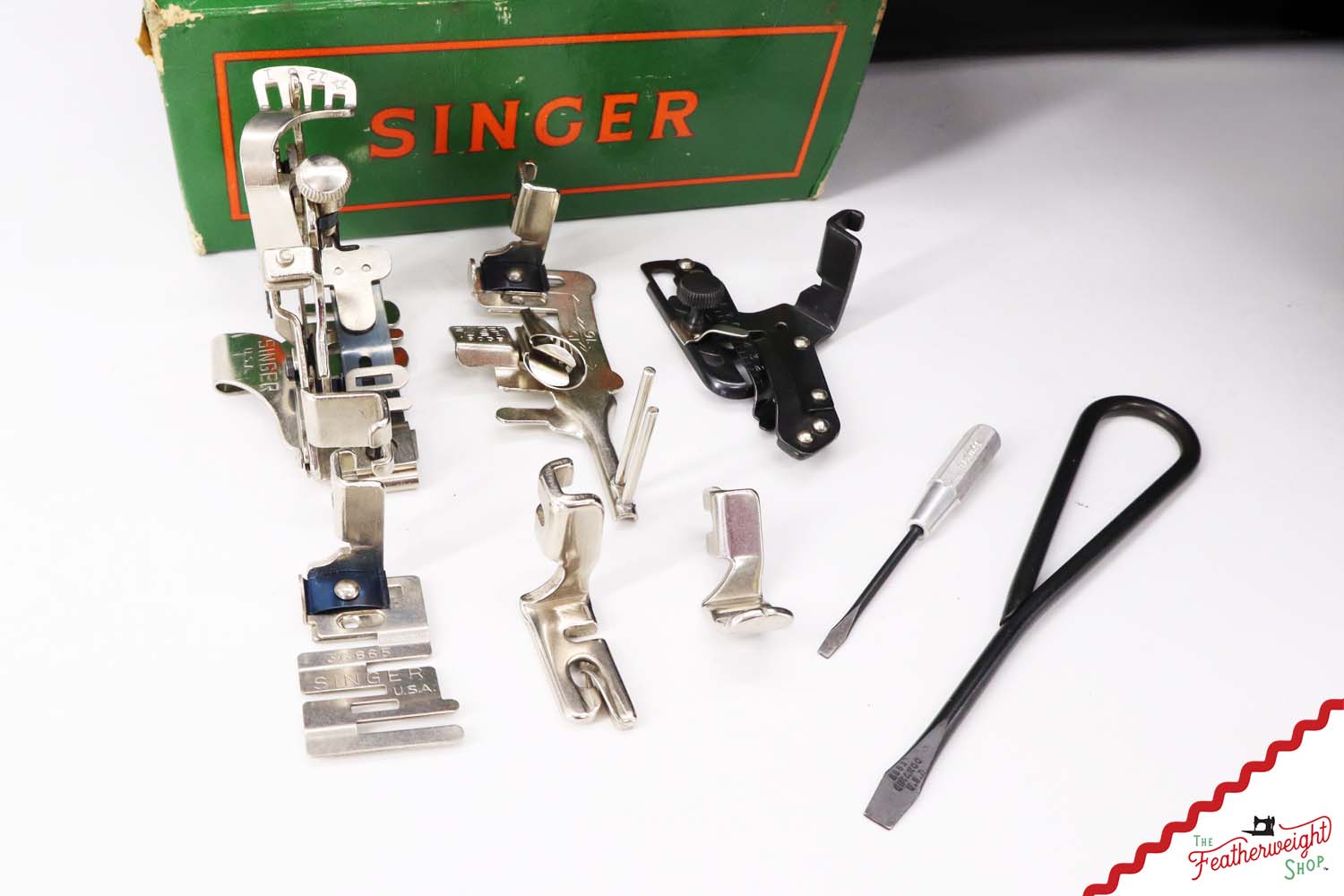 Singer Featherweight 221 Sewing Machine, AM674*** - 1957