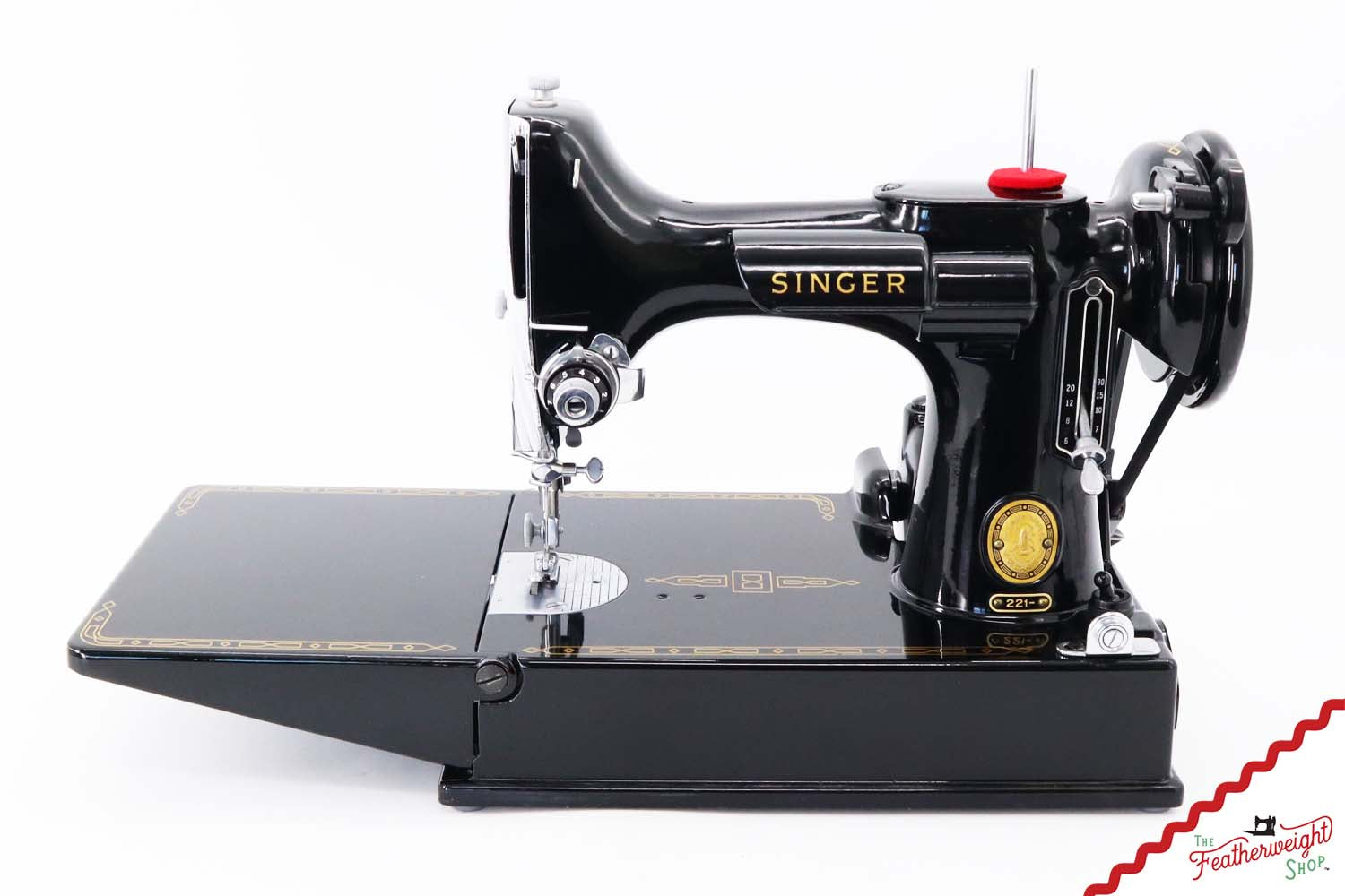 Singer Featherweight 221 Sewing Machine, AM674*** - 1957