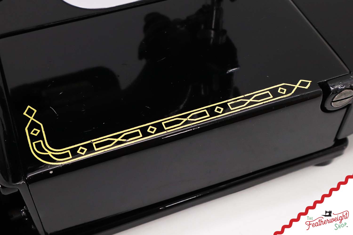 Singer Featherweight 222K Sewing Machine - EM9609**, 1957