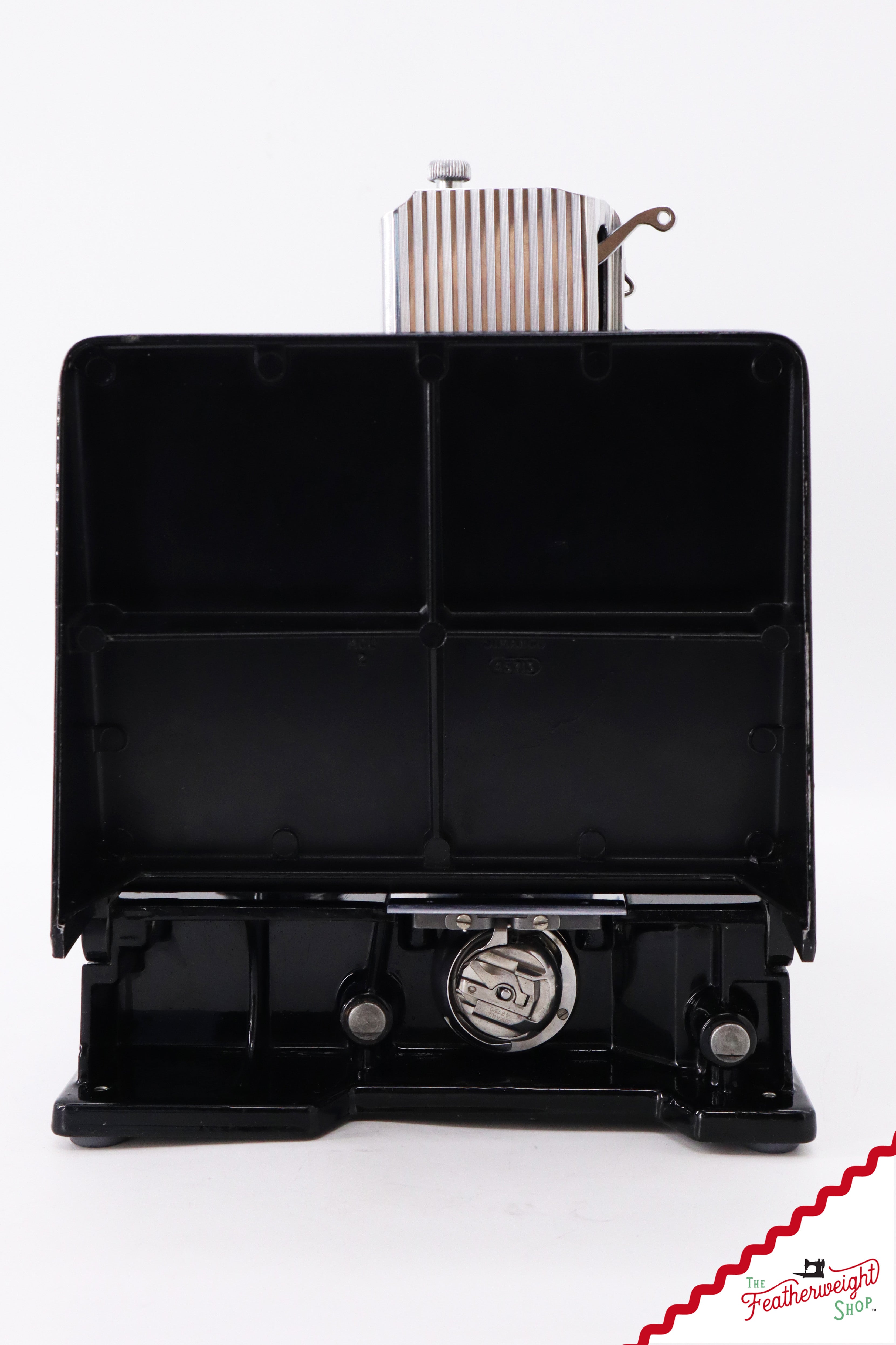 Singer Featherweight 221K Sewing Machine, 1955 - EK205***