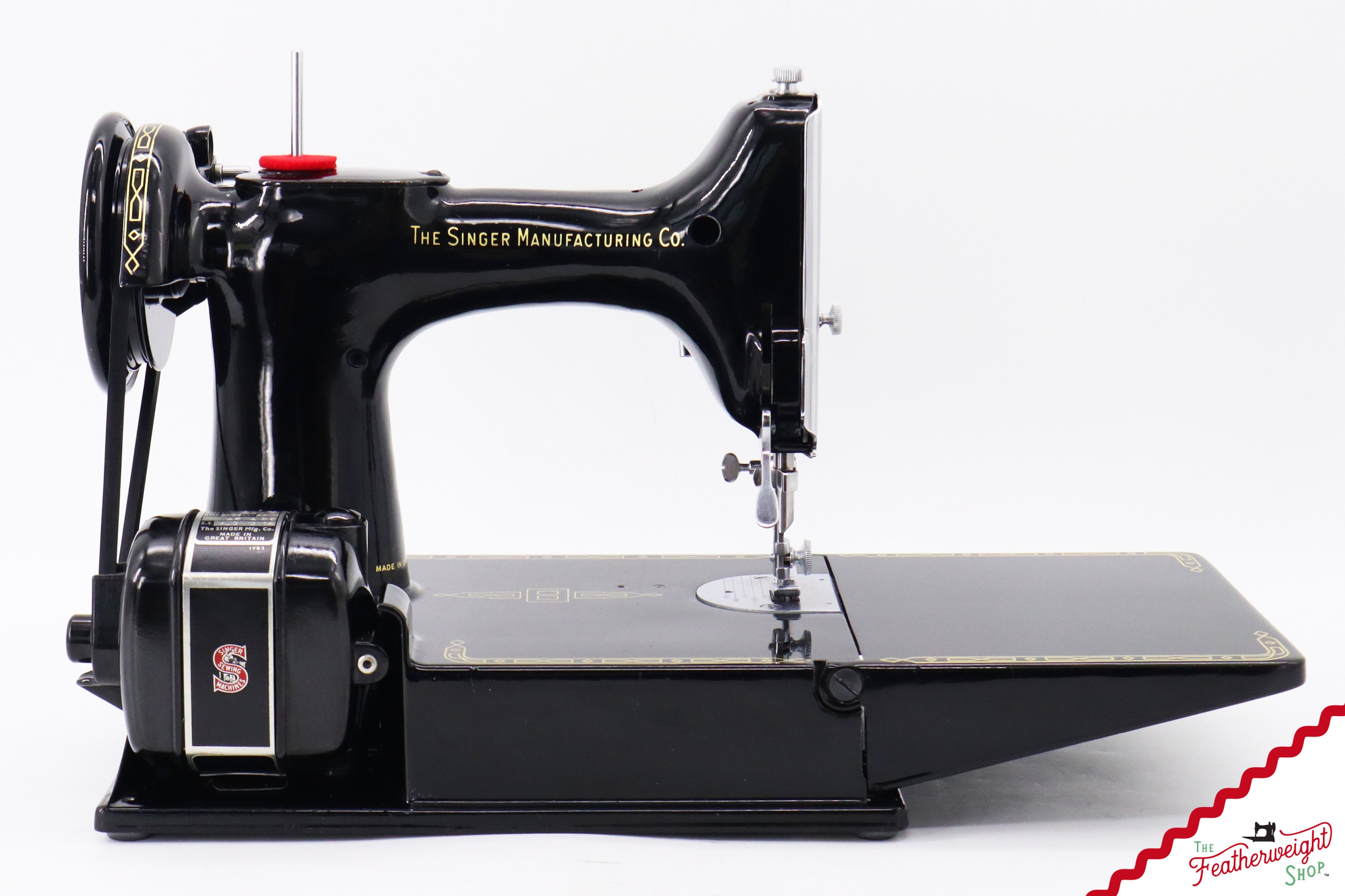 Singer Featherweight 221K Sewing Machine, 1955 - EK205***