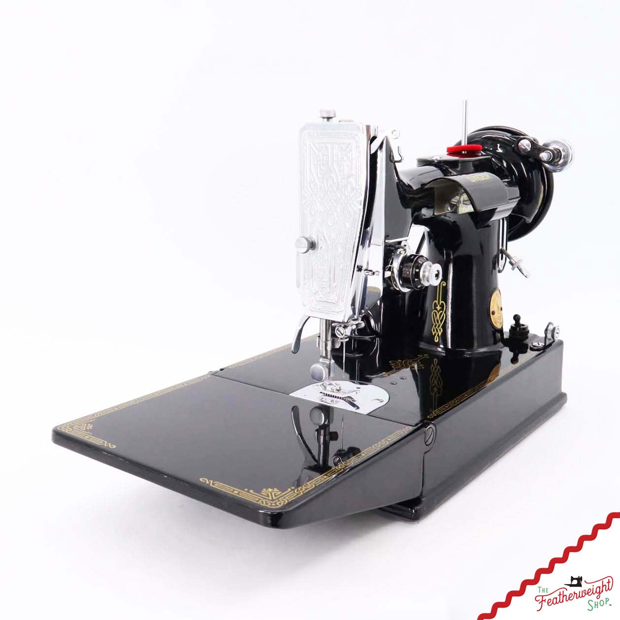 Featherweight 221K Sewing Machine, EE45885* - 1948