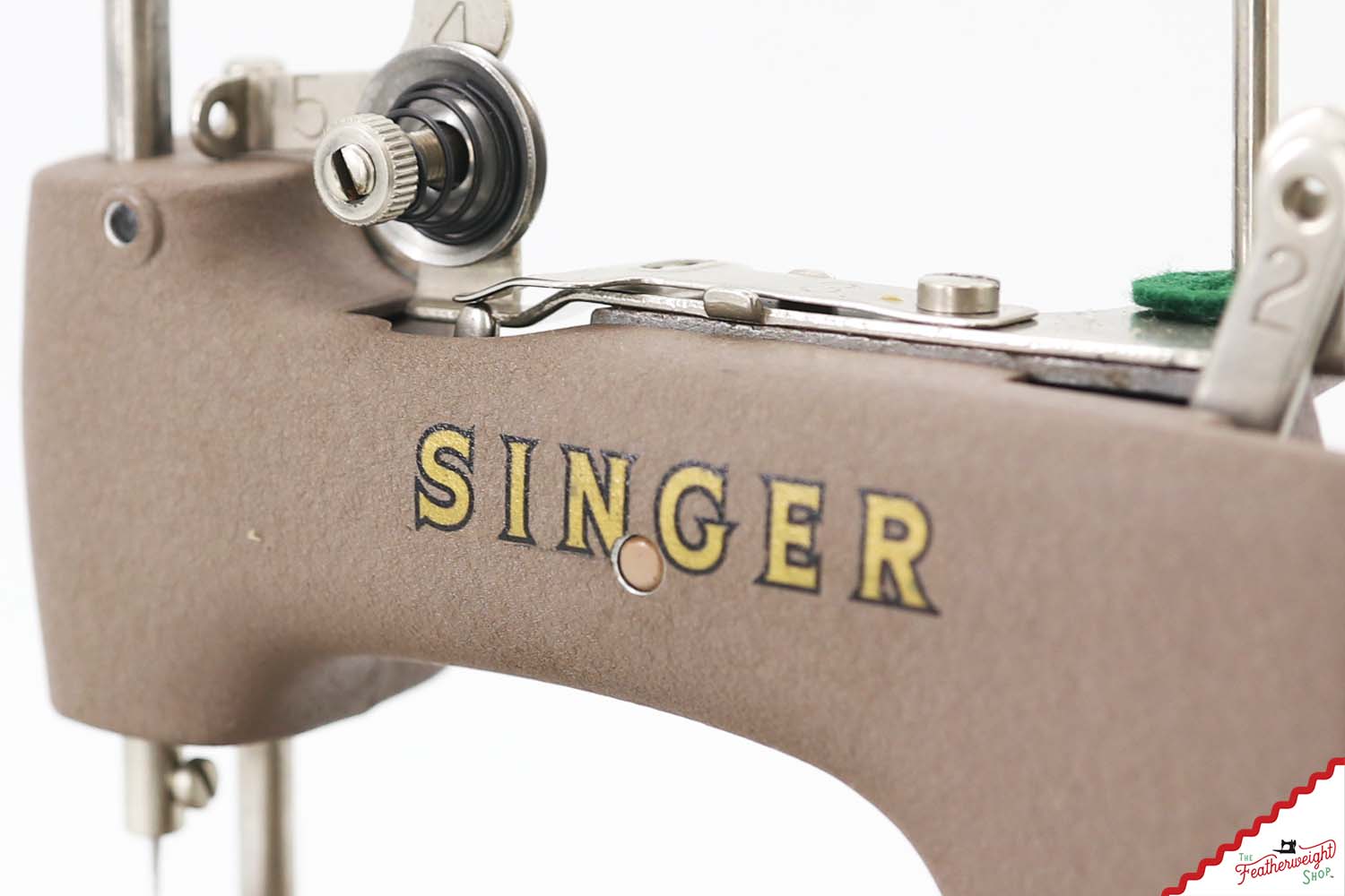 Singer Sewhandy Model 20 - Wrinkle / Warm Taupe, Complete Set! August 2026