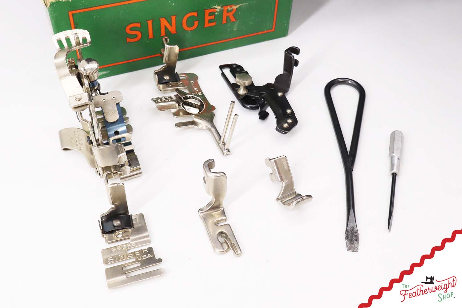 Singer Featherweight 221 Sewing Machine, AL697*** - 1954