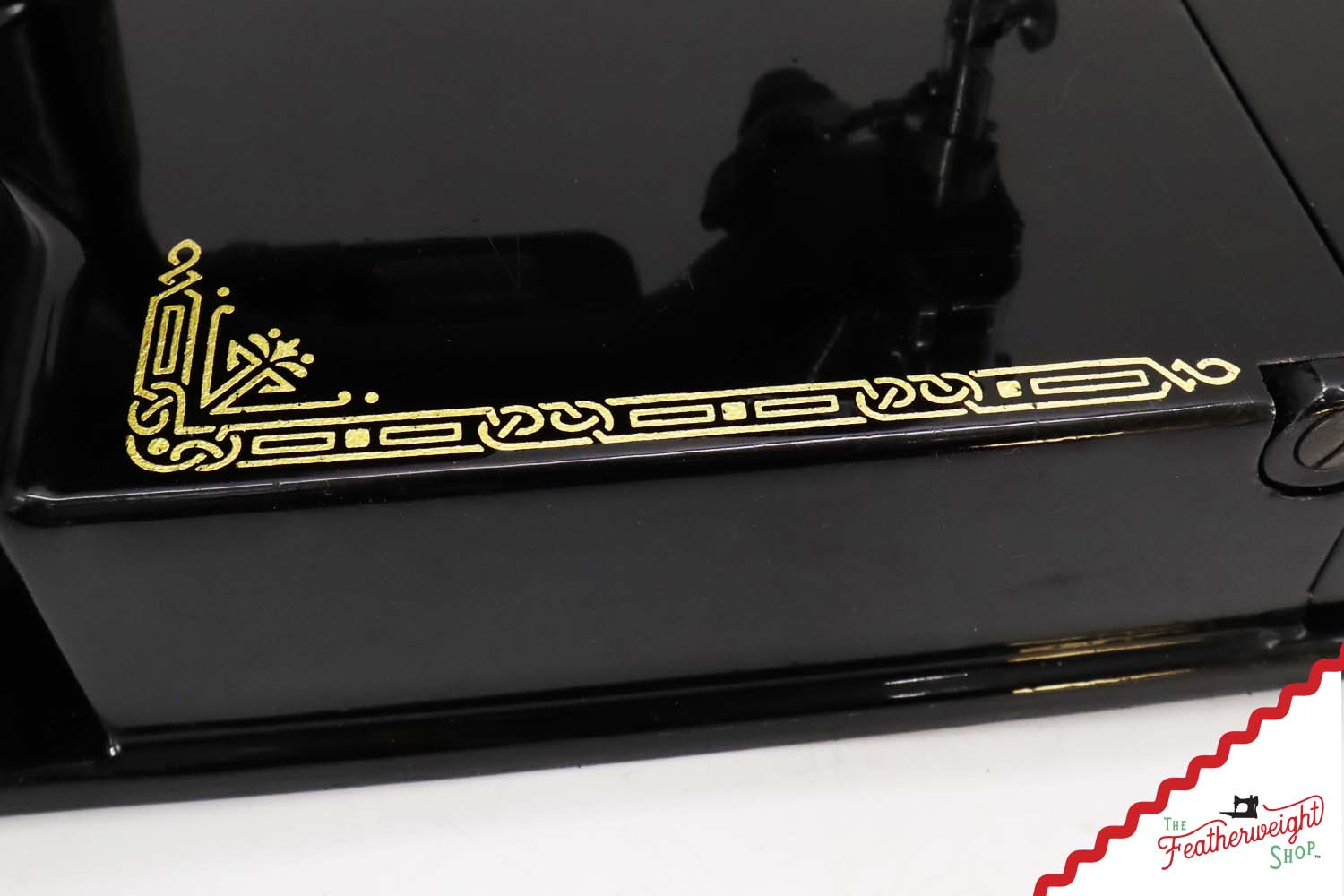 Singer Featherweight 221K Sewing Machine, 1952 - EH3714**