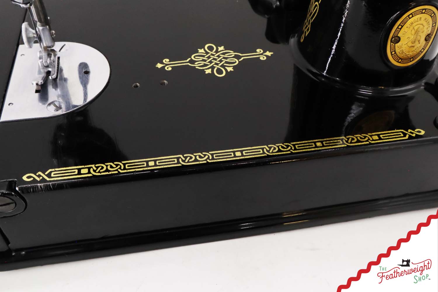 Singer Featherweight 221K Sewing Machine, 1952 - EH3714**