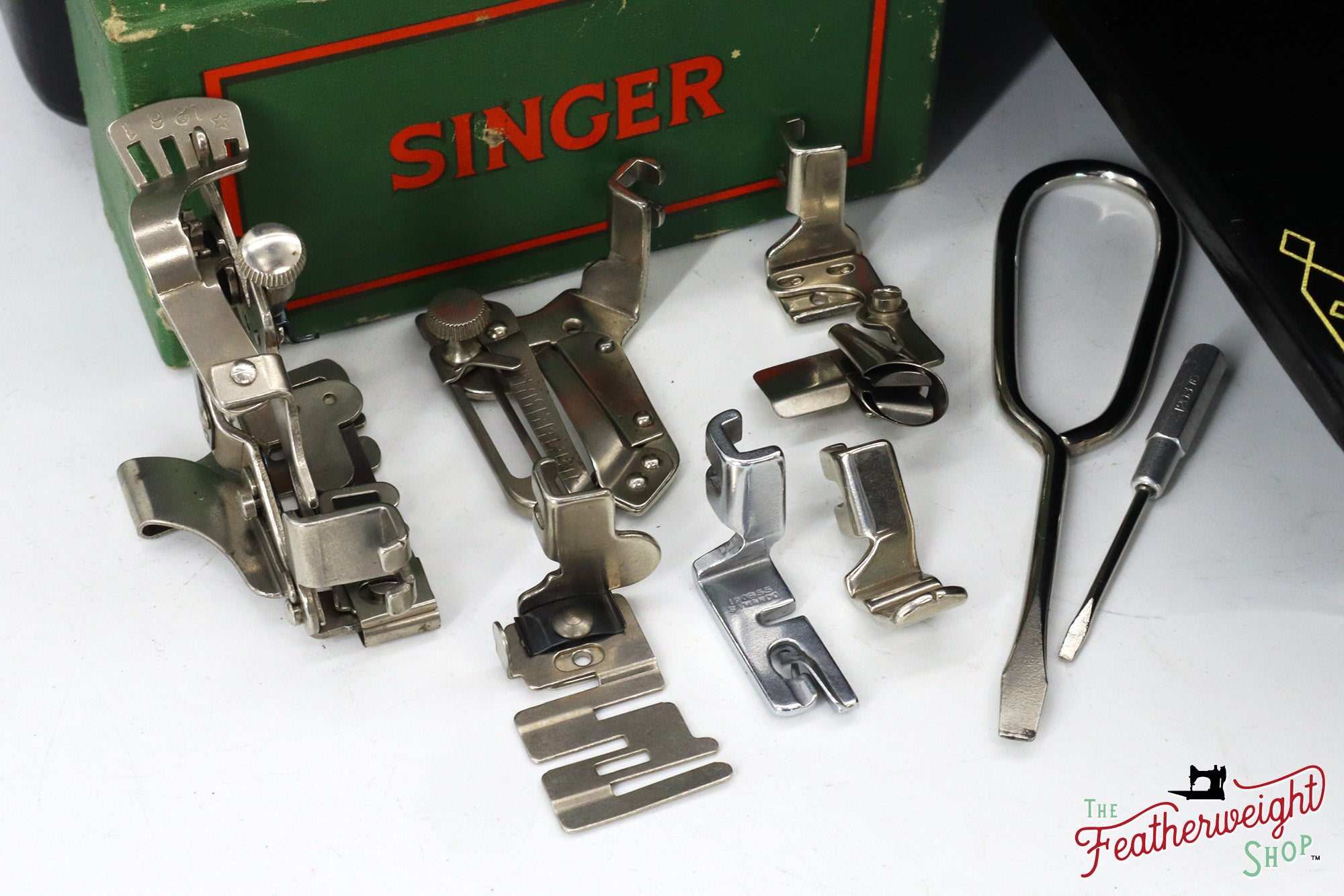 Singer Featherweight 221K Sewing Machine, 1955 - EK2089**