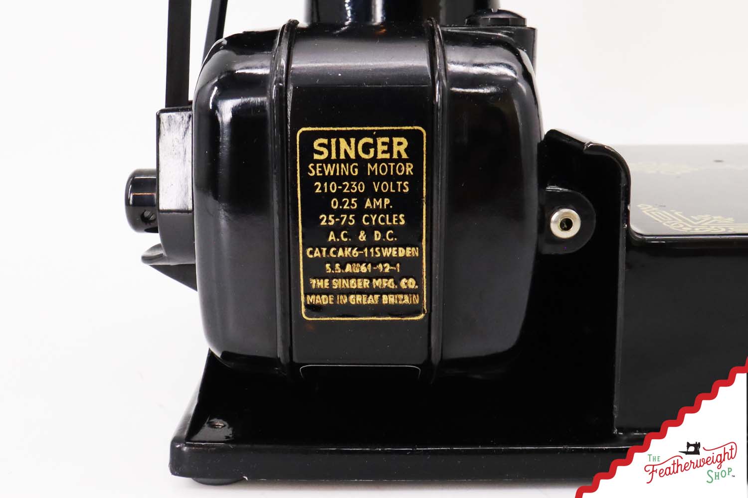 Singer Featherweight Swedish 221K Sewing Machine, EH0011**