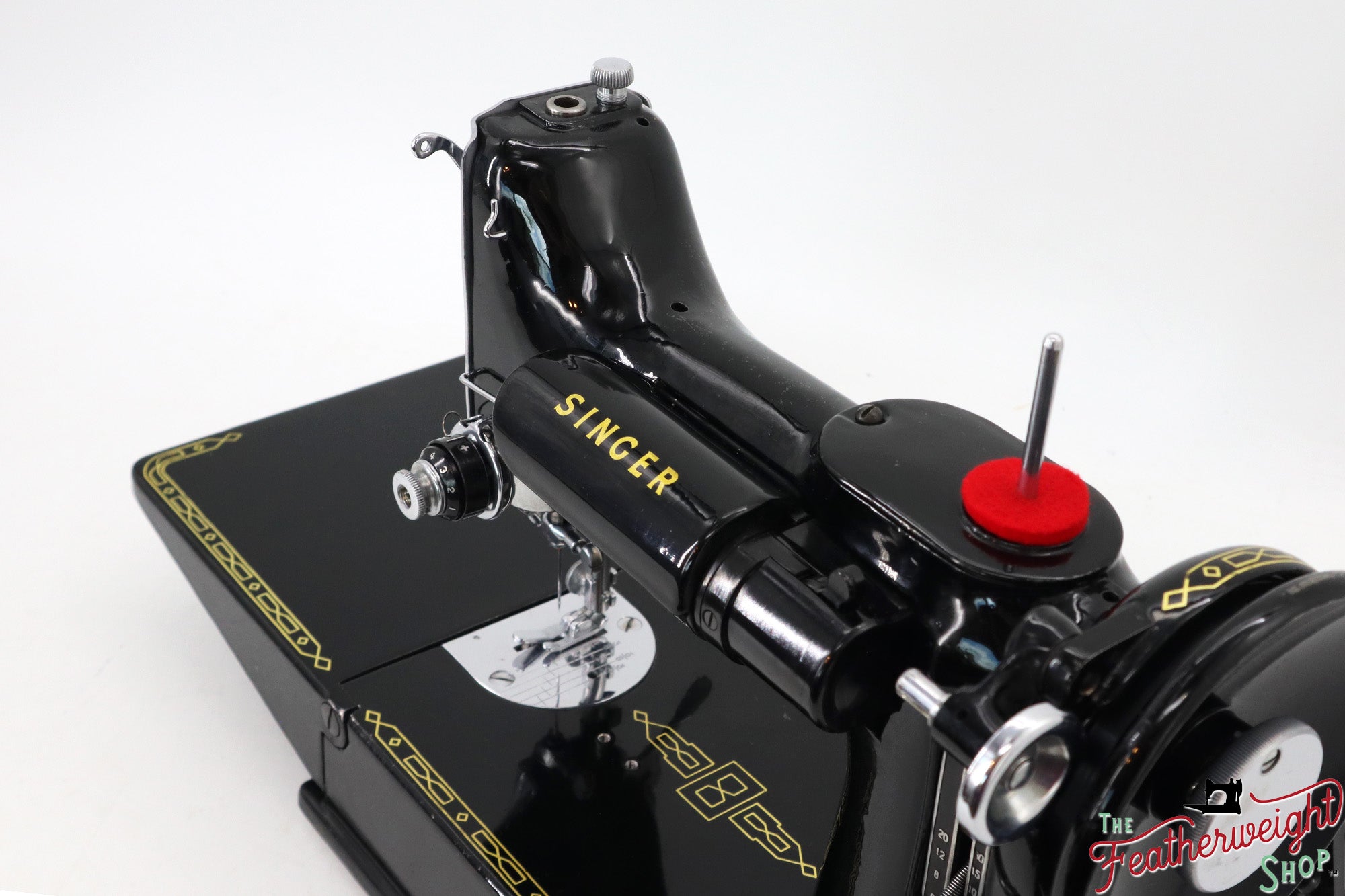 Singer Featherweight 221K Sewing Machine, 1955 - EK208***