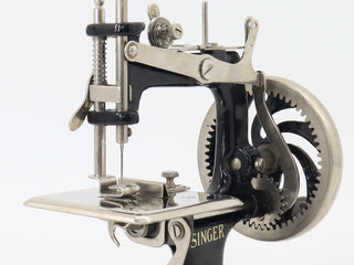 Load image into Gallery viewer, Singer Sewhandy Model 20, Black - Made in U.S.A. Decal - September 2023 Faire