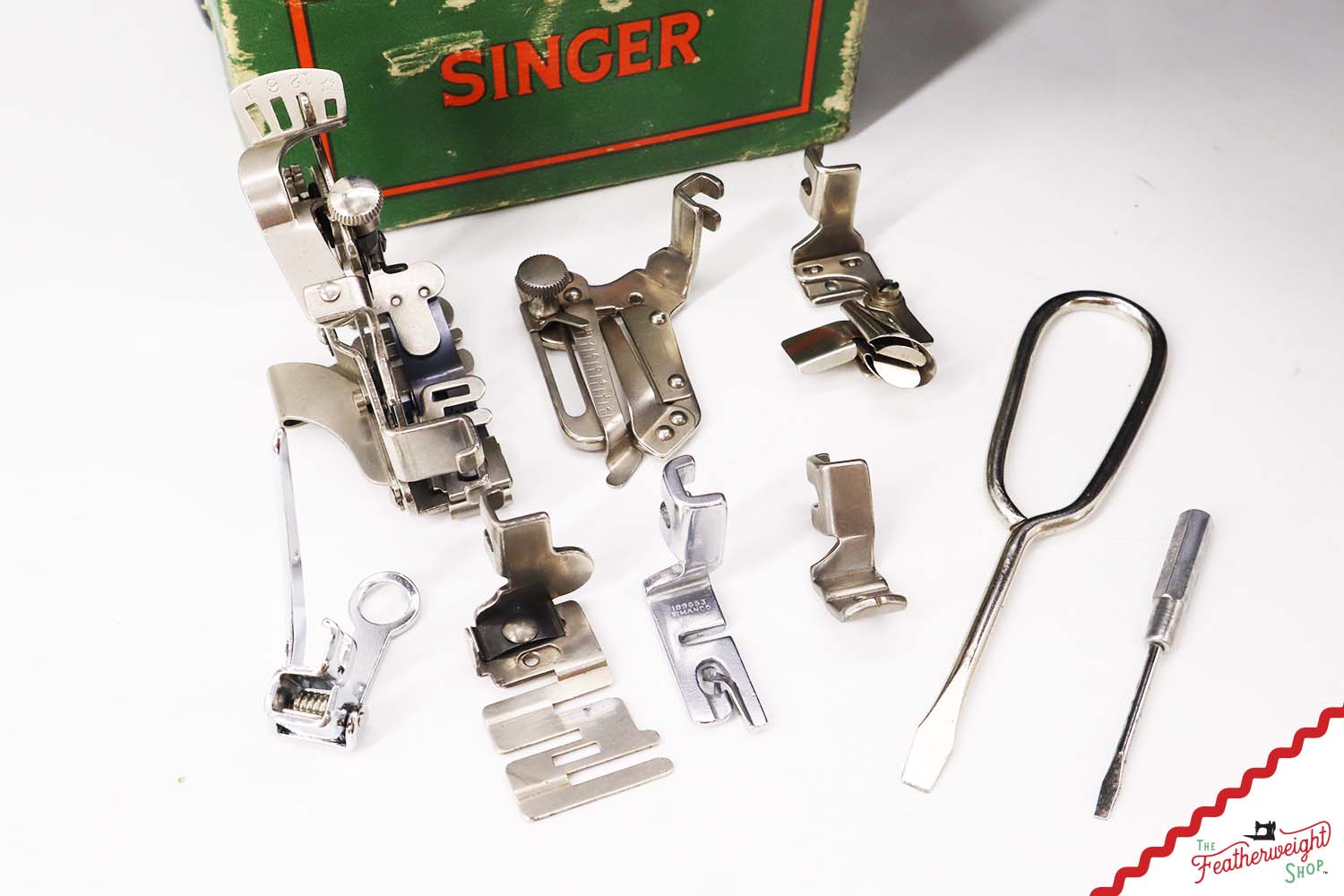 Singer Featherweight 222K Sewing Machine - EM6023**, 1957
