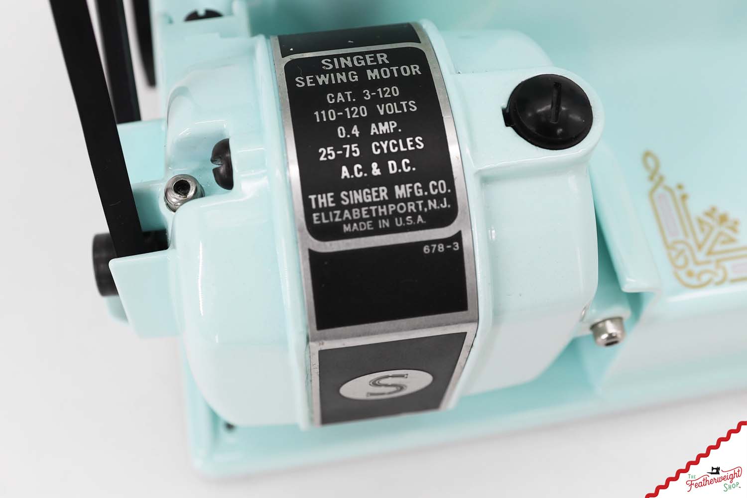 Singer Featherweight 221 AH640*** - Fully Restored in Snowflake Blue