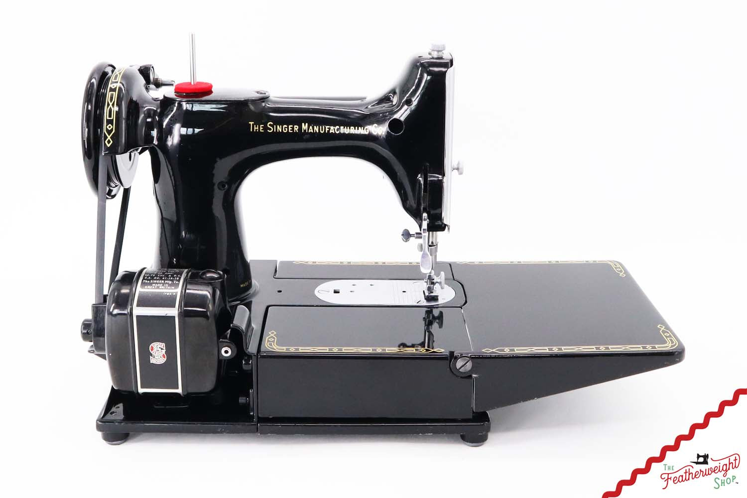 Singer Featherweight 222K Sewing Machine, Red 'S' - ER3179** - 1960