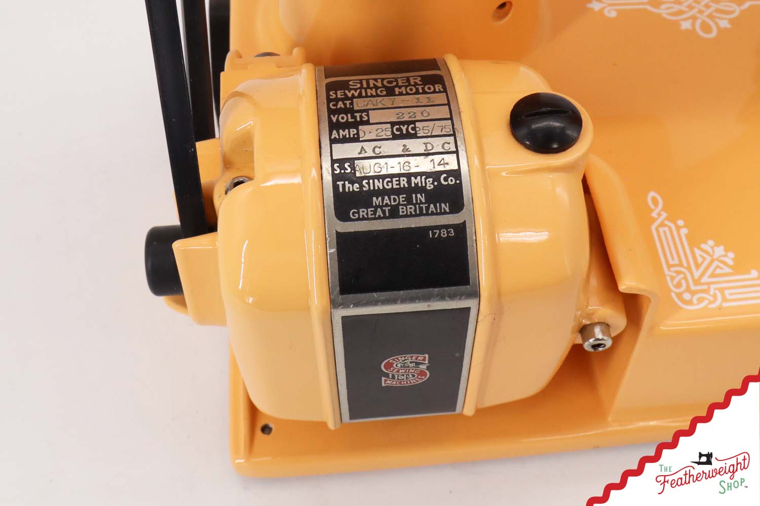 Singer Featherweight 221K, Centennial - EG353*** - Fully Restored in Dreamsicle