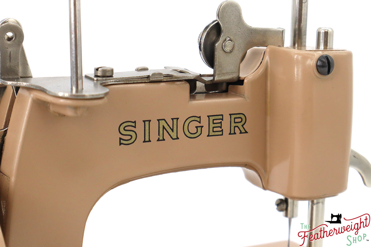 Singer Sewhandy Model 20, Beige - June 2024 Faire