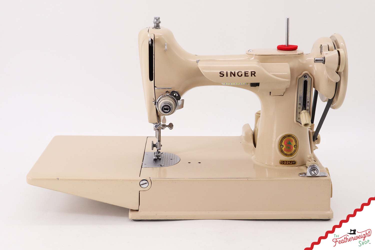 Singer Featherweight 221J Sewing Machine, Tan - JE161***