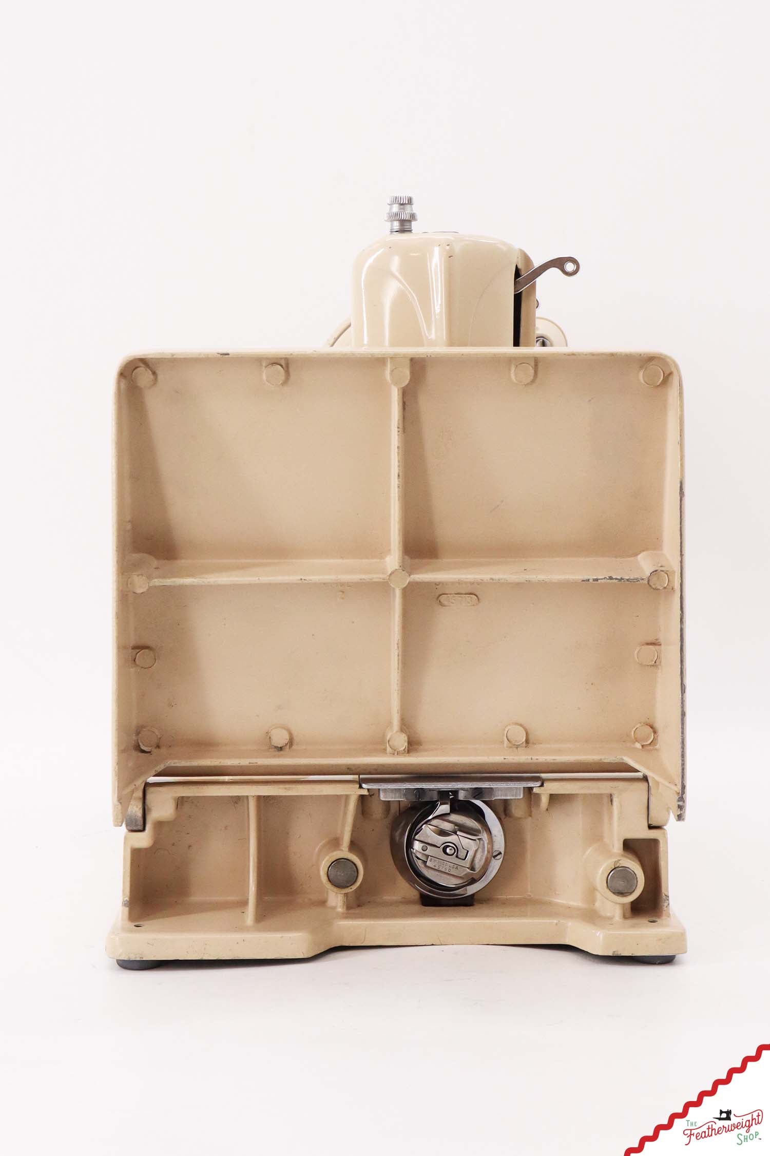 Singer Featherweight 221J Sewing Machine, Tan - JE161***