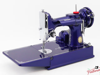 Load image into Gallery viewer, Singer Featherweight 221K, 1951 - EG438*** - Fully Restored in Cobalt Blue