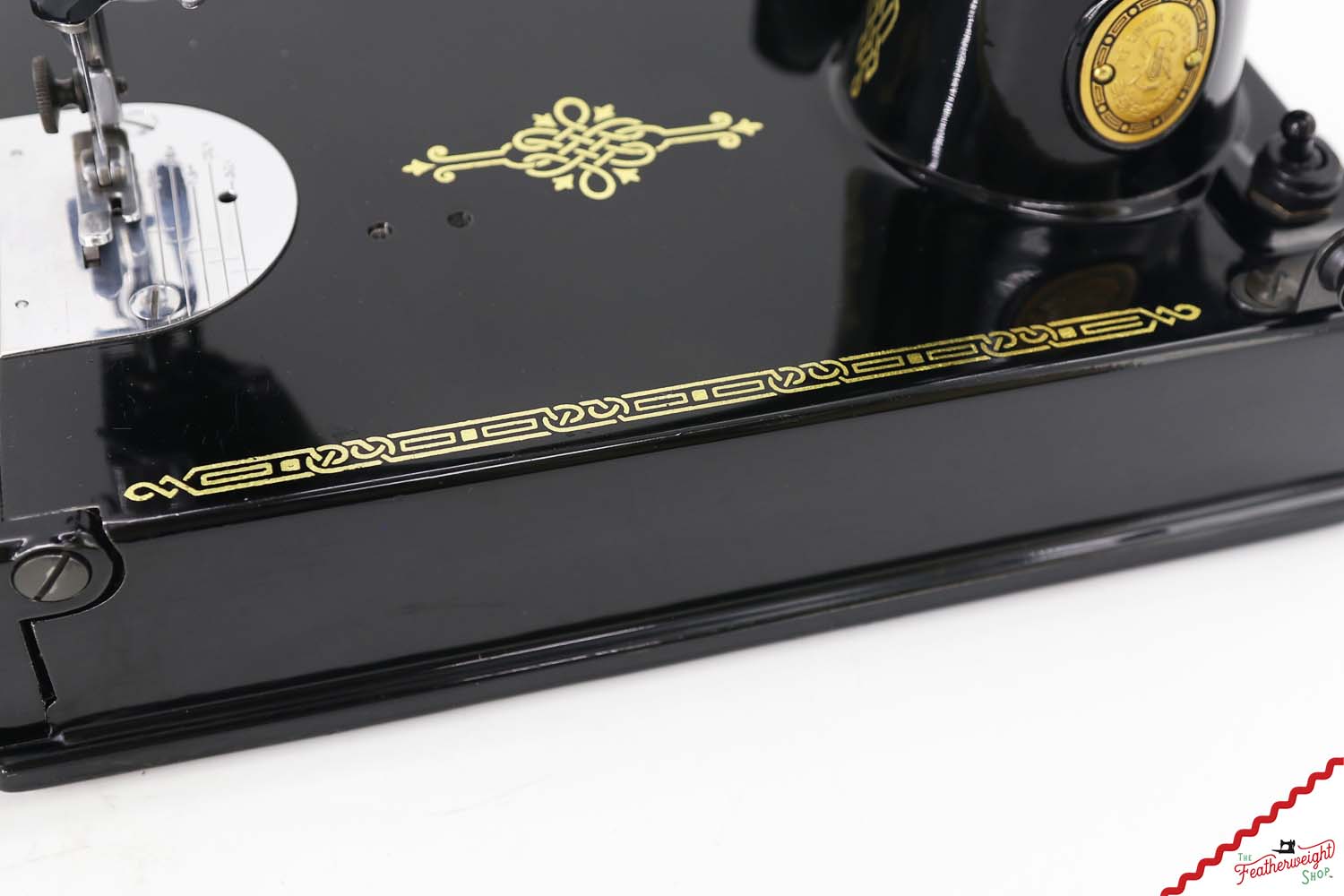Singer Featherweight 221 Sewing Machine, AL201** - 1952