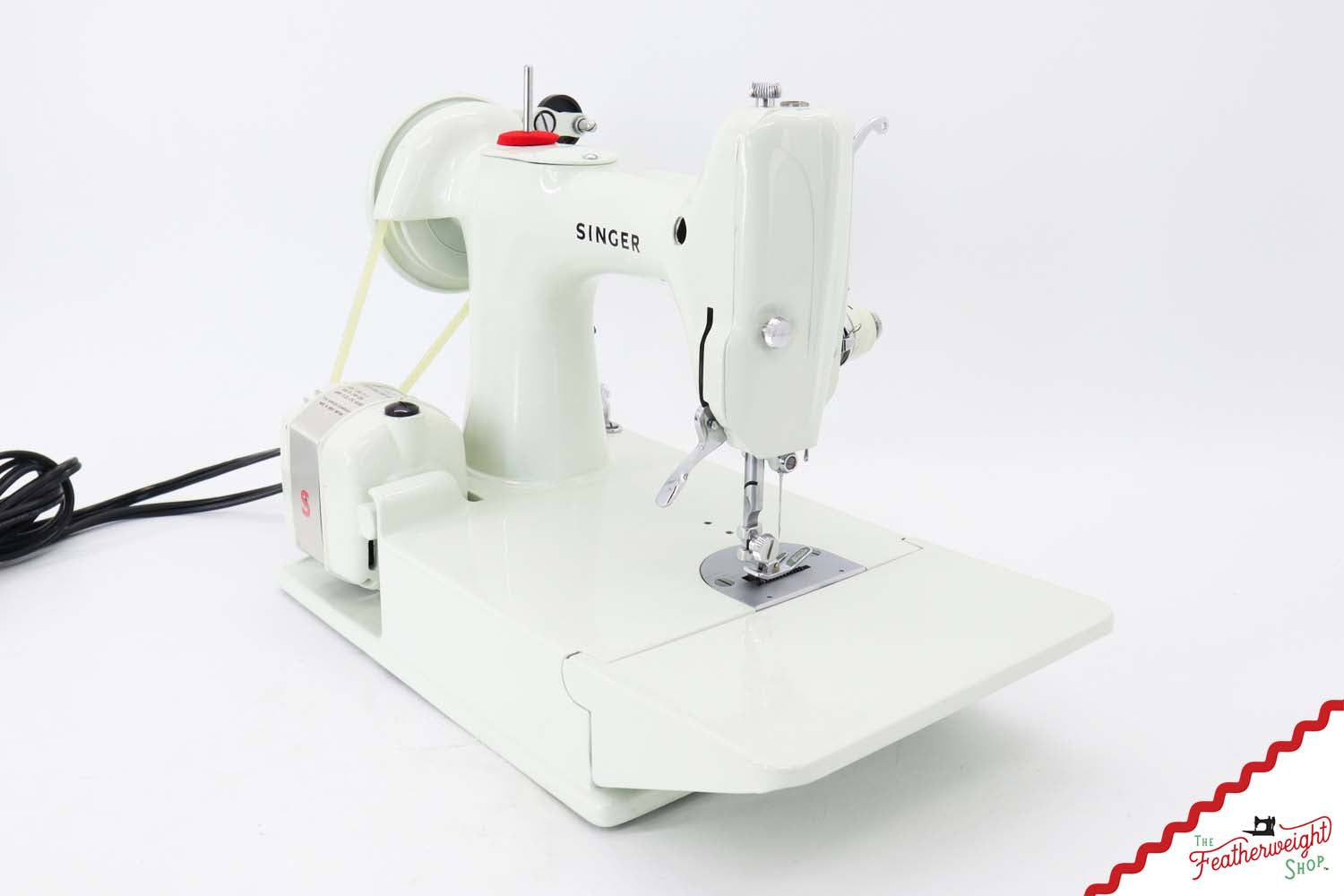 Singer Featherweight 221K Sewing Machine, British WHITE EV98612*