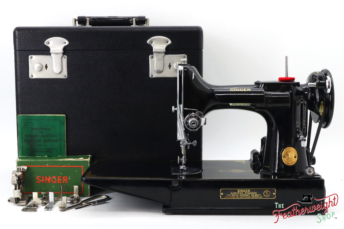 Singer Featherweight Swedish 221K Sewing Machine, EH244***