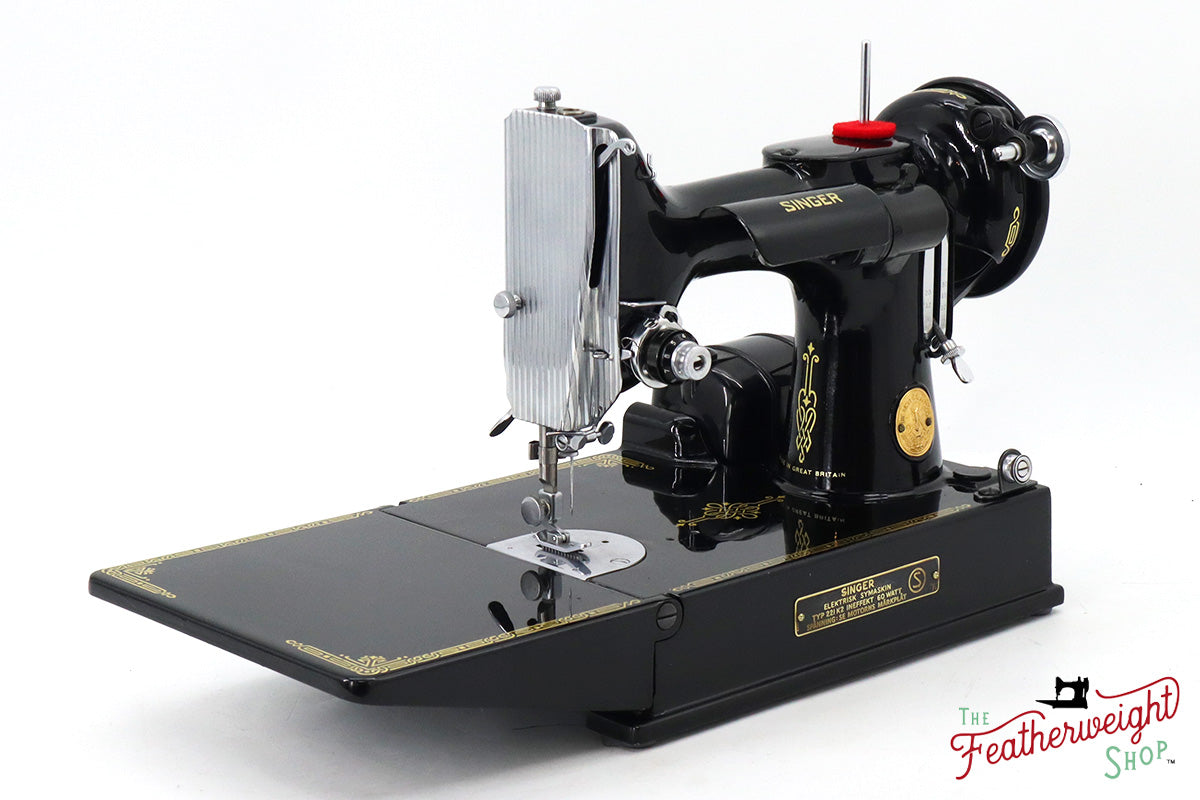 Singer Featherweight Swedish 221K Sewing Machine, EH244***