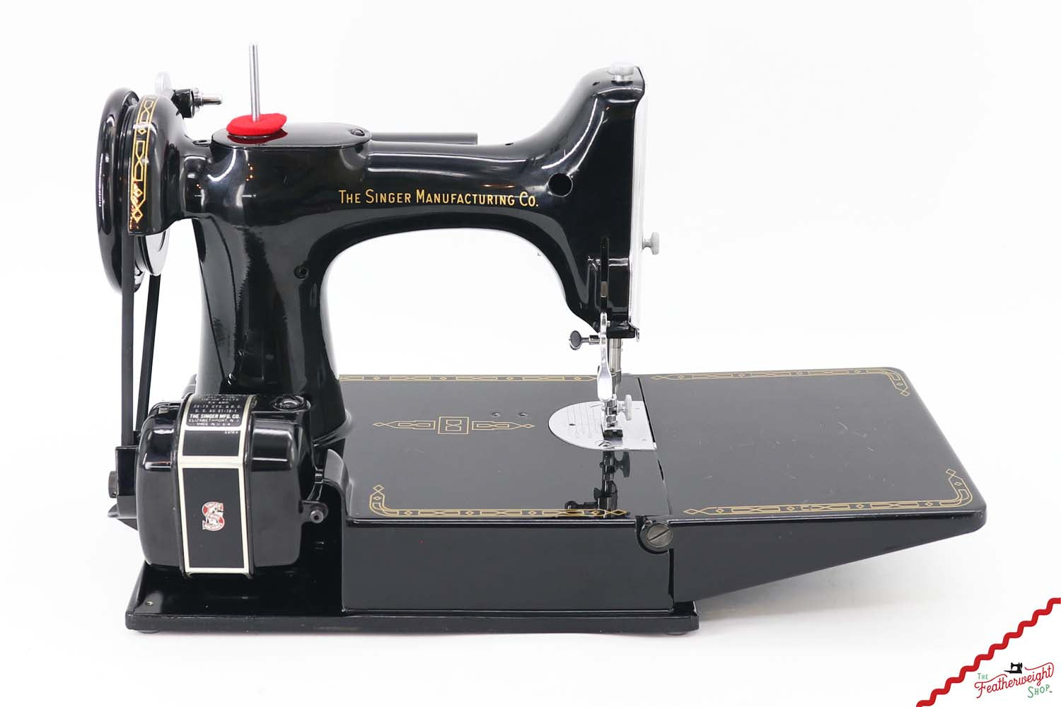 Singer Featherweight 221 Sewing Machine, AM381*** - Quilter's Special!