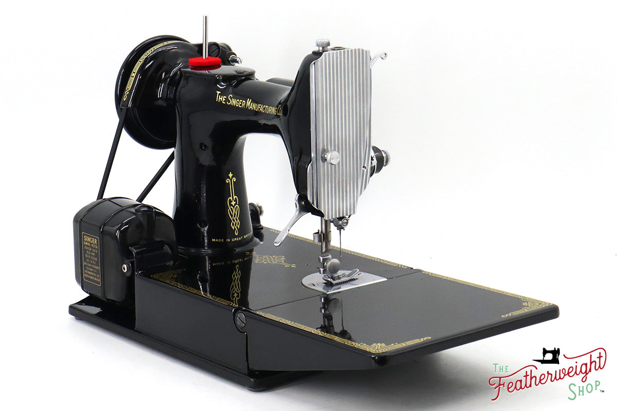 Singer Featherweight Swedish 221K Sewing Machine, EH244***