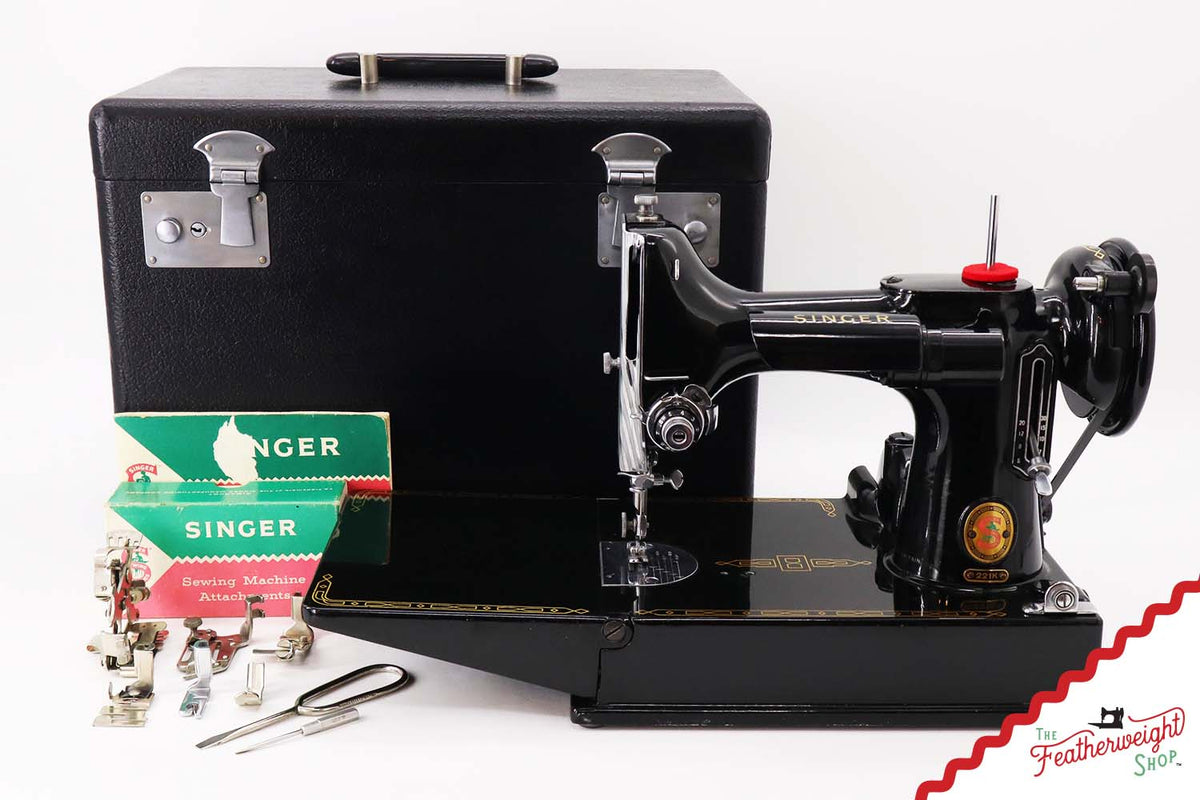 Singer Featherweight 221K Sewing Machine, RED 