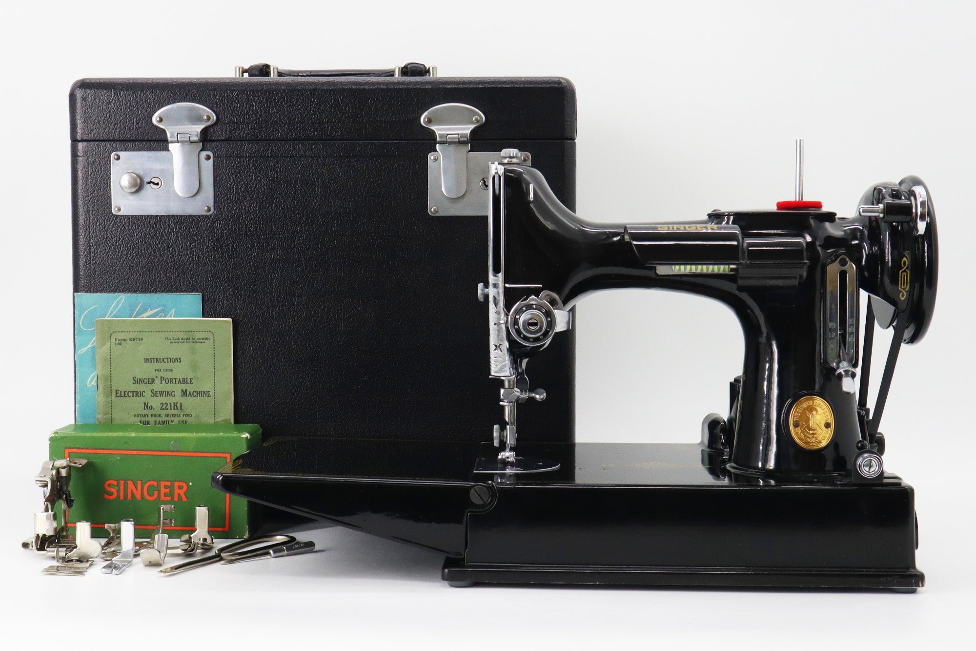 Singer Featherweight 221K Sewing Machine, 1949 - EF561***