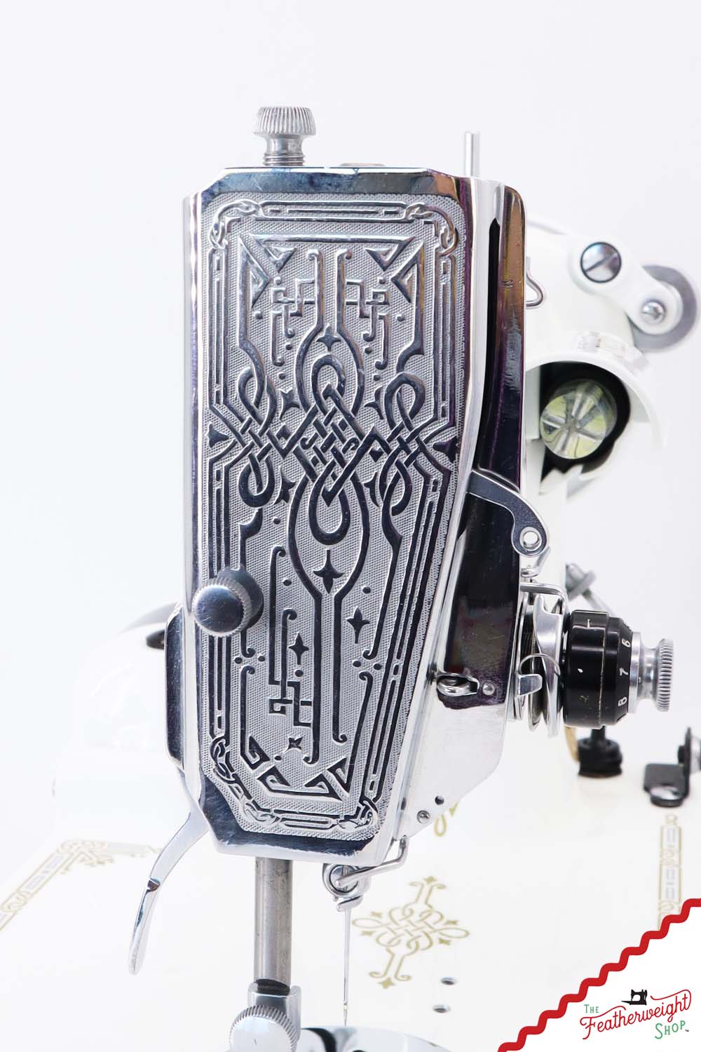 Singer Featherweight 221K - EE45284* - Fully Restored in White